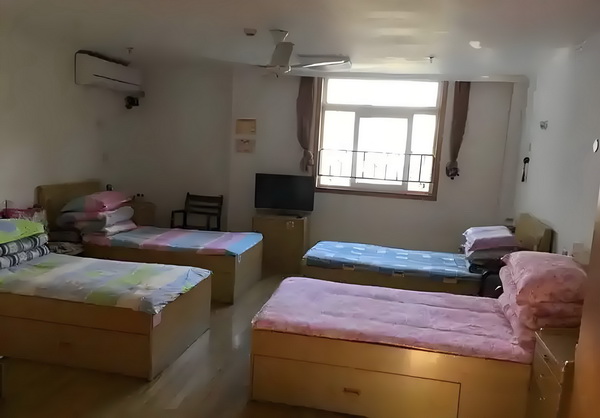 深圳怎么落户口_姜文被困在一个什么东西里 西里入河共6中车落辆汽